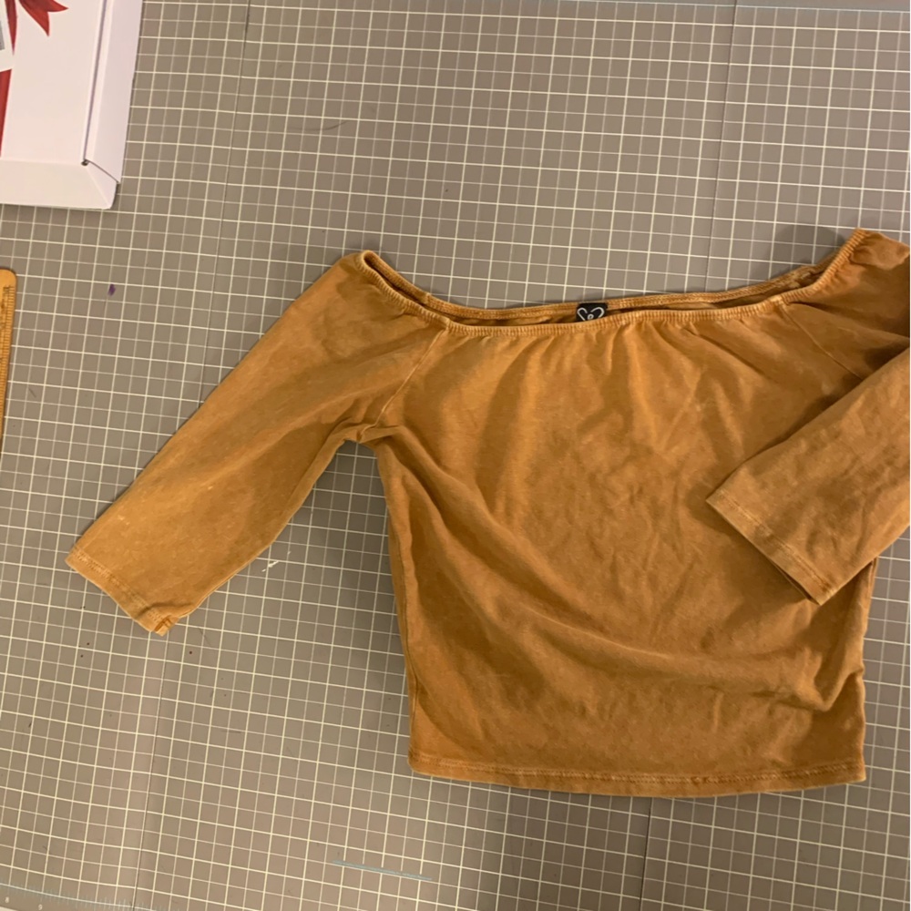 Windsor XS  dark mustard crop top
